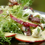Frisée salad with apple, bacon and goat cheese