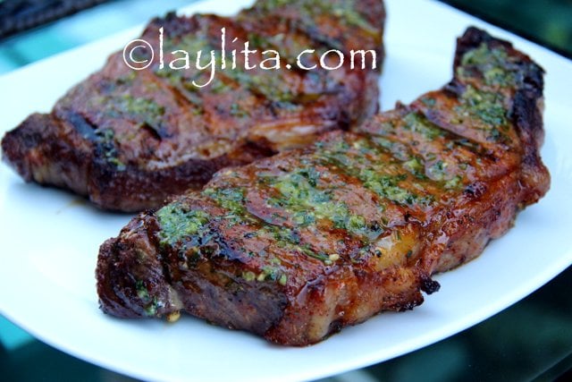 Achiote and beer marinated grilled steak (Bistec asado)