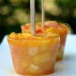 Picolé de salada de frutas