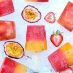Picolé de morango e maracujá