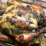 Frango assado com chimichurri
