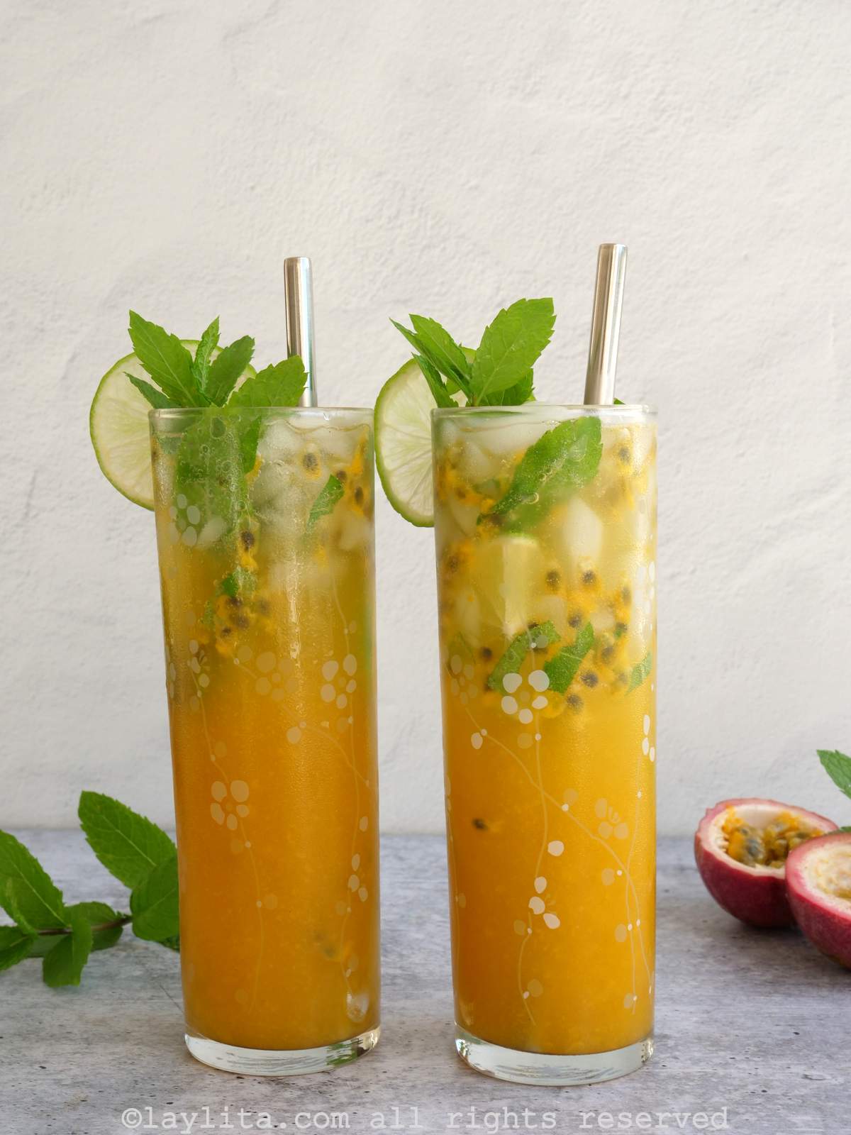 Bebida de maracujá e rum