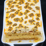 Postre tipo tiramisú de maracuyá o parchita