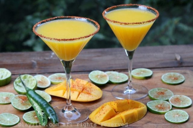 Margaritas picantes de mango