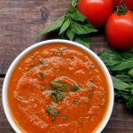 Salsa pomodoro o de tomate con albahaca