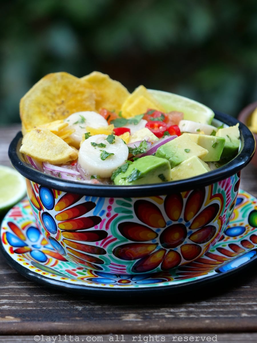 Ceviche vegetariano de palmito con aguacate