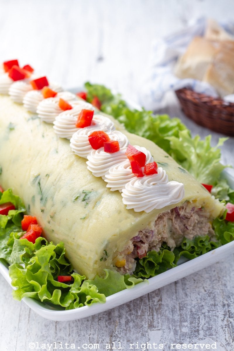 Enrollado de papas con ensalada de atún