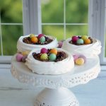 Nidos de merengue con nutella para Pascua