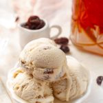 Helado de ron con pasas - receta casera