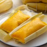 Bollitos de maíz tierno o cachapas de hoja
