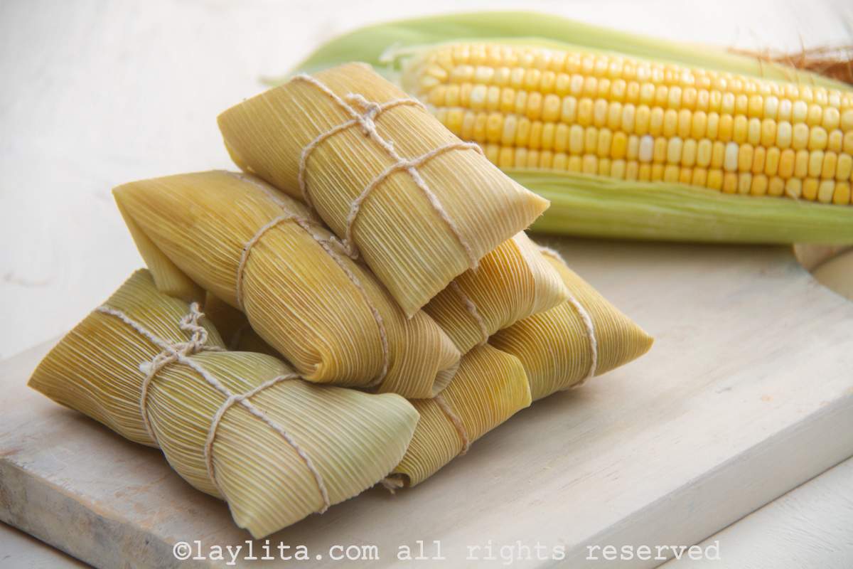 Cachapitas de hoja o bollitos de maíz dulce