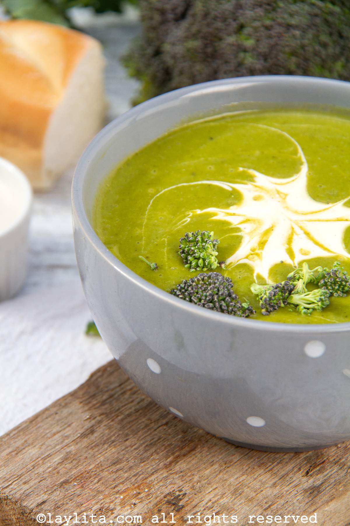 Sopa cremosa de vegetales con brócoli