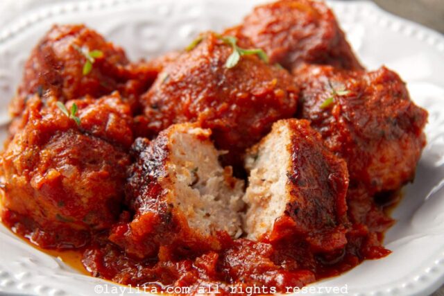 Albóndigas de pollo con salsa de tomate