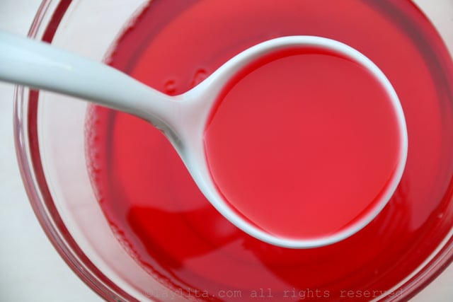 Repita el proceso con la tercera capa de gelatina roja
