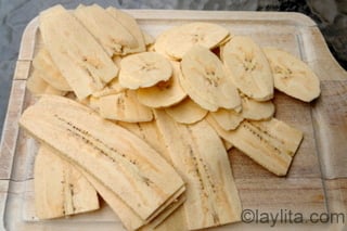 Modo de preparar Salgadinhos fritos de banana (chifles)