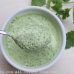 Salsa de yogur con cilantro