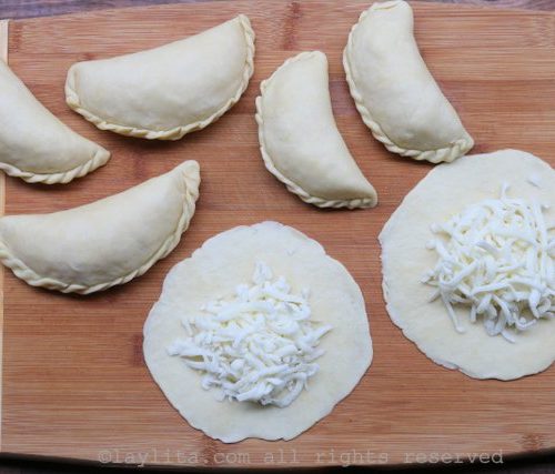Comment préparer la pâte pour empanadas en friture à la poêle