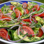 Salade coriandre avec vinaigrette au citron vert faite maison