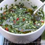 La sauce chimichurri traditionnelle.