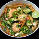 Soupe de crevettes et tortillas