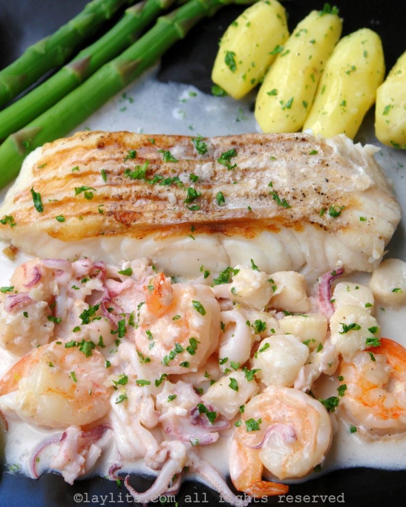 Fish with seafood sauce