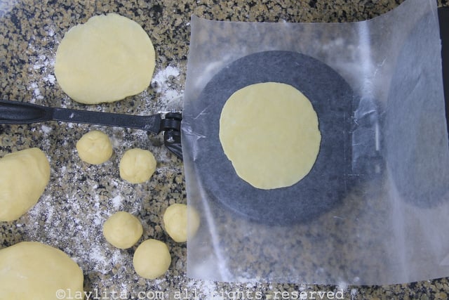 You can also use a tortilla press to make the empanada discs