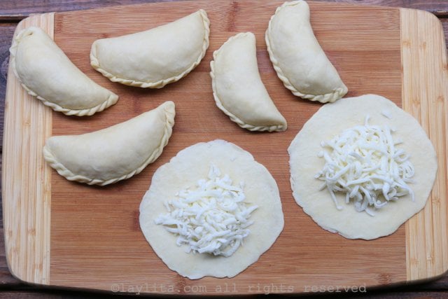 How to make homemade empanada dough for frying