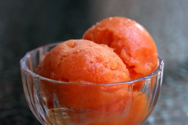 Mango blood orange sorbet {Helado de mango y naranja}