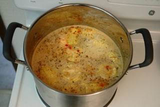 Biche de pescado or fish soup preparation