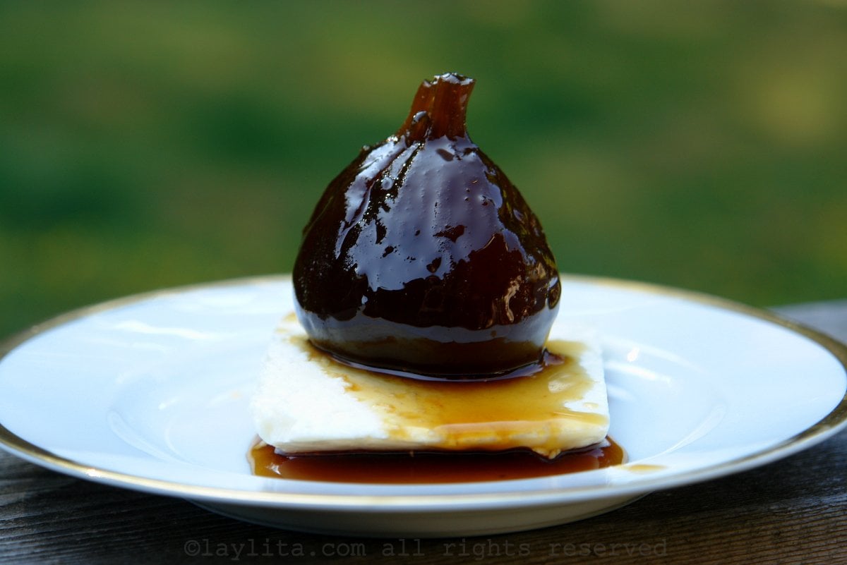 Dulce de higos or fig preserves in syrup