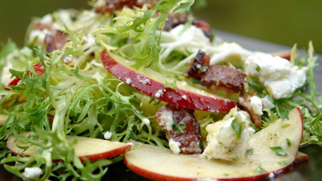 Frisee Apple Bacon And Goat Cheese Salad Recipe Laylita S Recipes,Best Ceiling Fans For Home