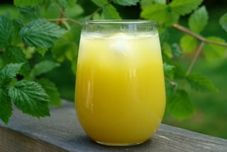 pinepple-juice-prep-4
