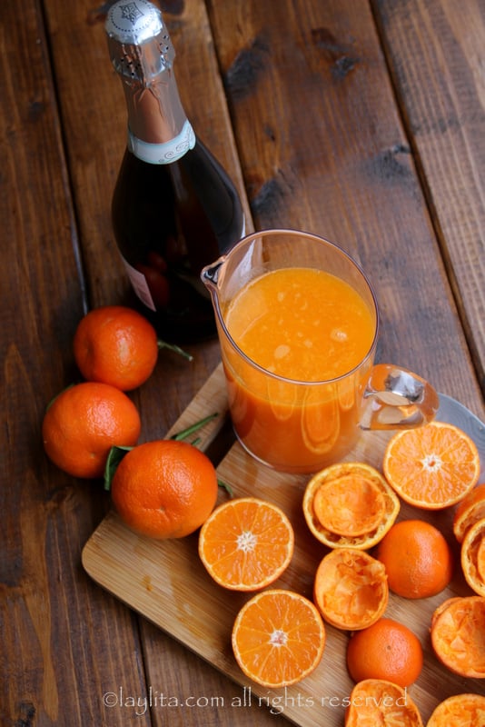 Freshly squeezed mandarin juice for cocktails