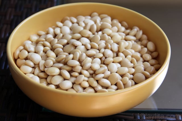 Chochos, lupini beans, tarwi or altramuz Chochos, lupini beans, tarwi or altramuz