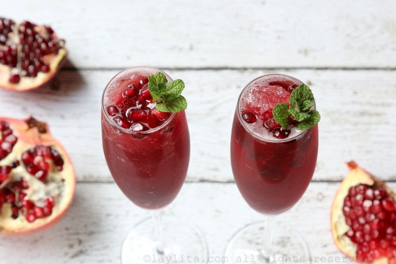Sparkling pomegranate cocktail recipe