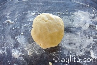 Roll the dough into a thick disc and let it chill for 30 minutes