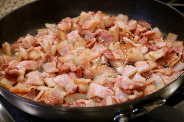 In the meantime, cook the bacon pieces until crispy