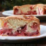 Easy and simple strawberry cake recipe