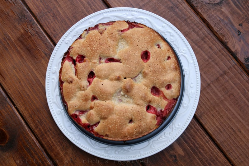 Homemade strawberry cake recipe
