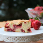 Simple and easy strawberry cake recipe