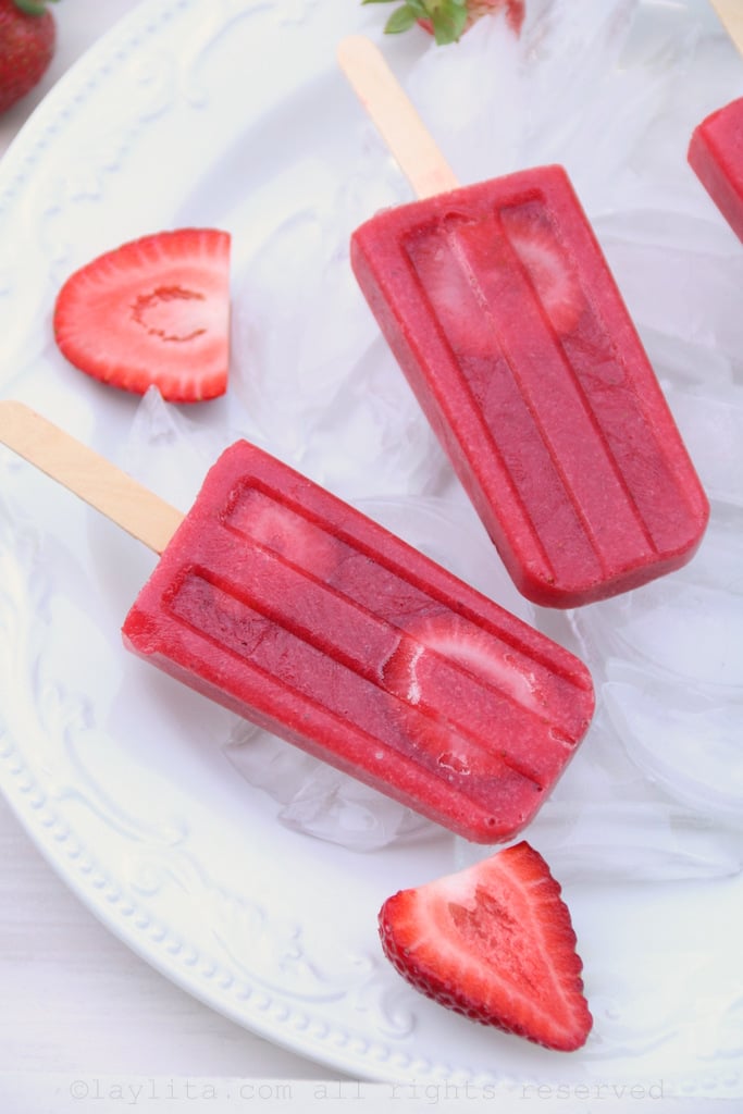 Easy recipe for strawberry popsicles
