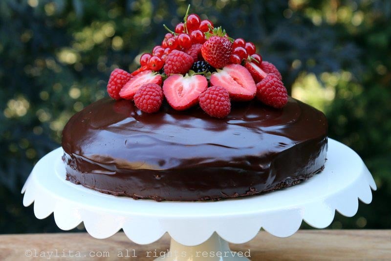 Simple chocolate cake
