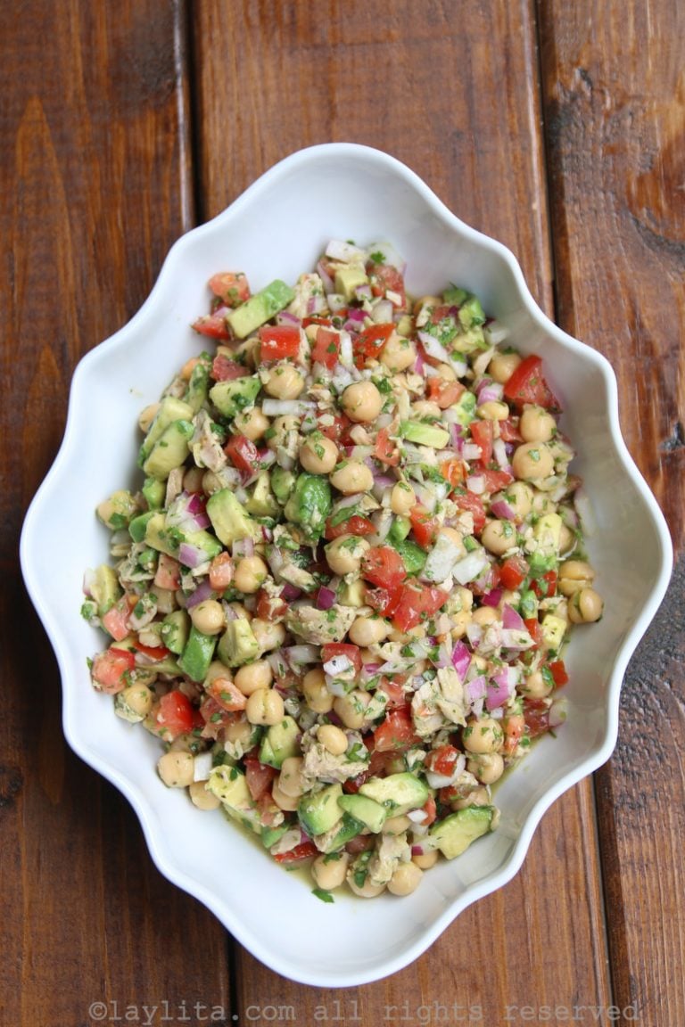 {Garbanzo} Chickpea salad with avocado and tuna fish Laylita's Recipes