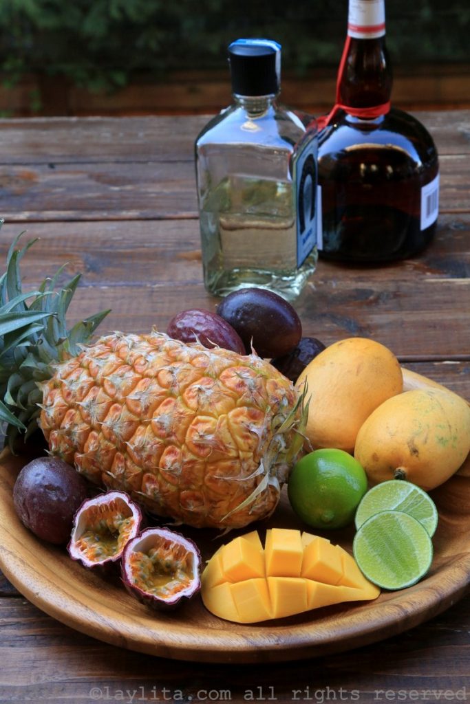Tropical Margaritas with Pineapple Passion Fruit And Mango 