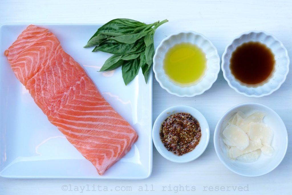 Ingredients for salmon tartare