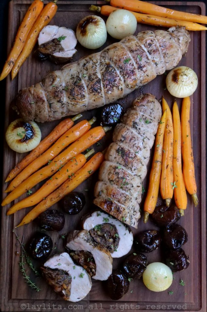 Stuffed pork tenderloin with prunes, shallots and pine nuts