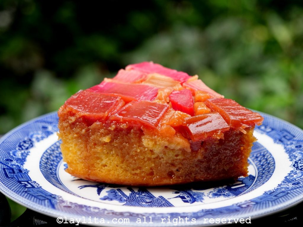 Easy recipe for rhubarb upside down cake