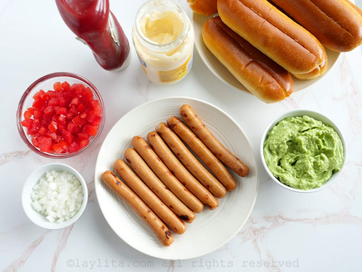 Ingredients needed to make Chilean completos on a kitchen counter