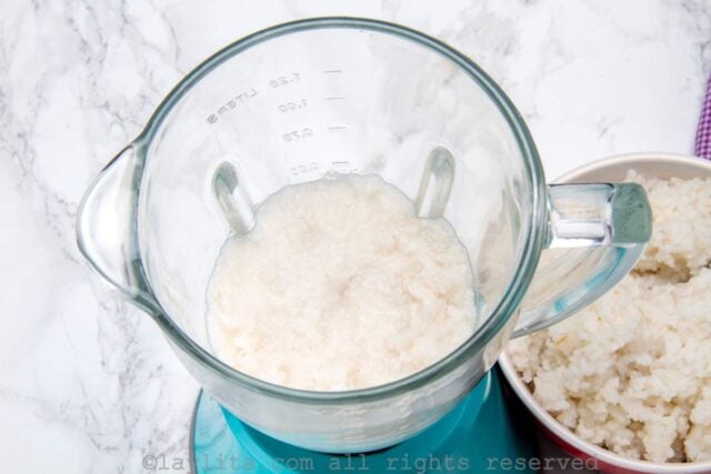 Cook rice and milk in a blender