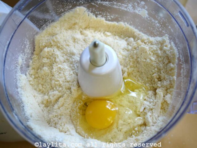 Sweet tart dough preparation in the food processor